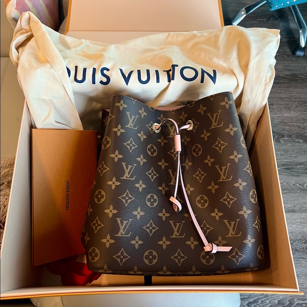 Louis Vuitton Noénoé Rose Poudre